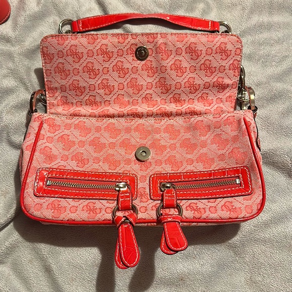 Beautiful Vintage Pink Shoulder Bag - Picture 3 of 14